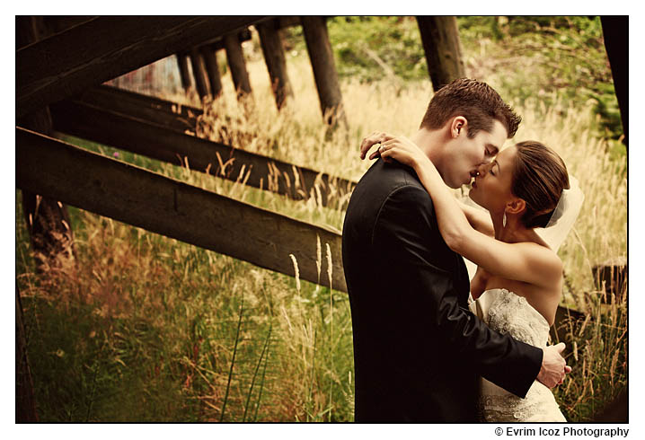 Oregon Vineyard wedding at the Garden Vineyards