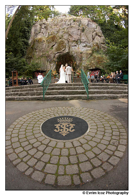 grotto wedding portland art museum