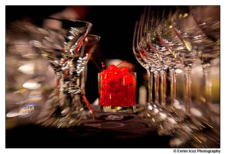 portland lensbaby pictures lens baby photos of some glasses and bar