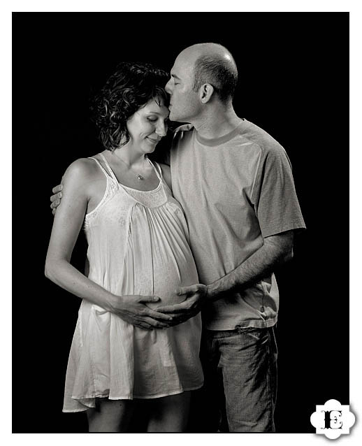 Portland Oregon Maternity and Pregnancy Photography  and Pictures
