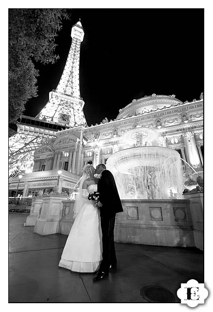 Las Vegas Eiffel Tower Wedding