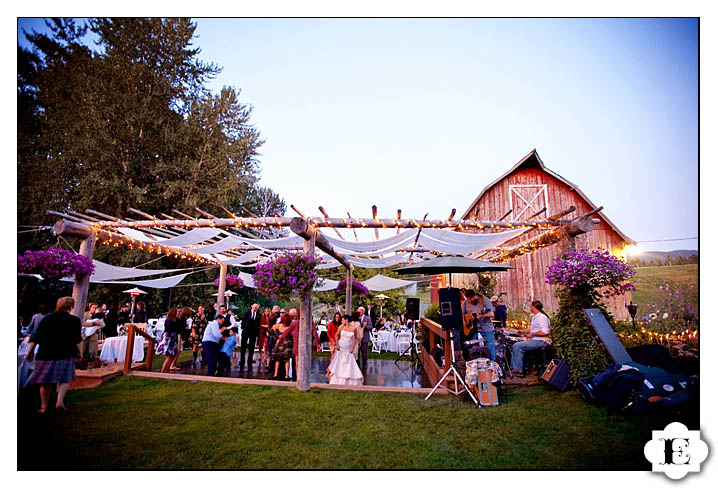 mt. hood bed and breakfast wedding pictures