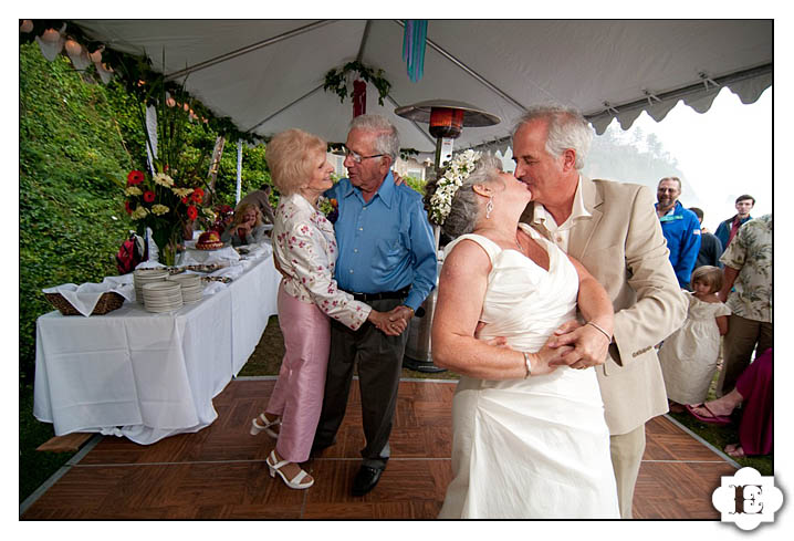 neskowin oregon beach wedding-