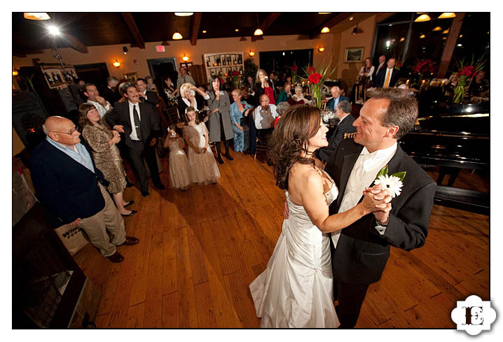 riverview restaurant wedding at sandy river