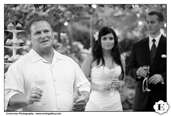 Garden Vineyards Summer Oregon Wedding