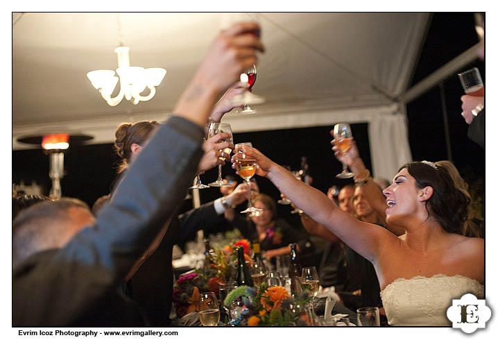 Oregon Garden Vineyards Rainy Wedding