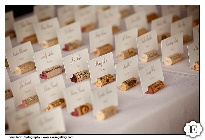 Rainy Oregon Vineyard Wedding