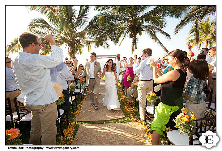 Sayulita Villa De Oro Wedding Calypso Restaurant