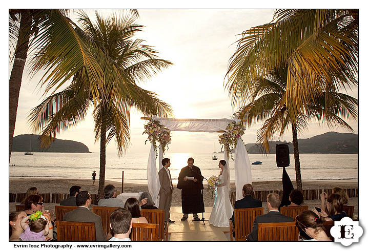 The Viceroy Zihuatanejo Wedding