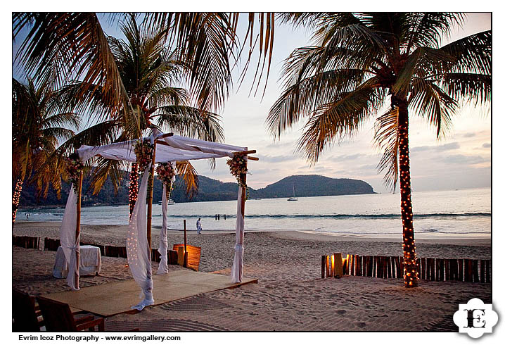 The Viceroy Zihuatanejo Wedding