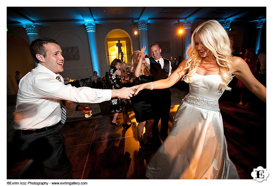 Wedding at Portland Art Museum Sunken Ballroom