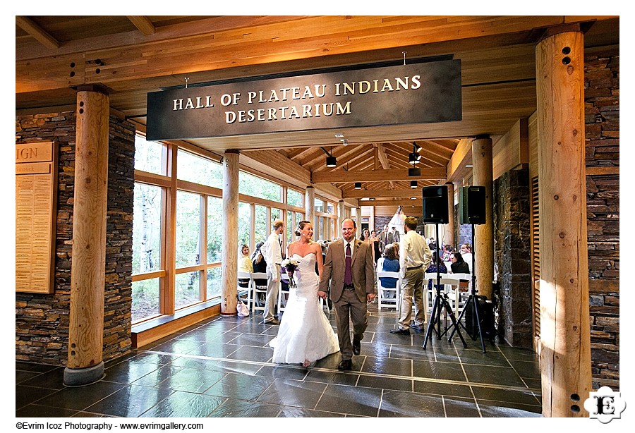 High Desert Museum Wedding in Bend, Oregon