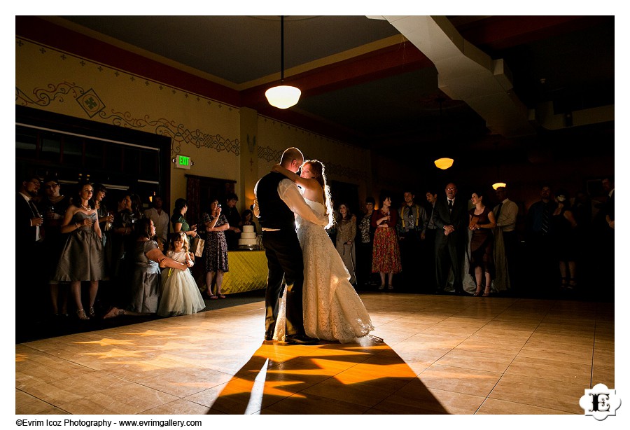 McMenamins Blackberry Hall Edgefield Lawn Wedding