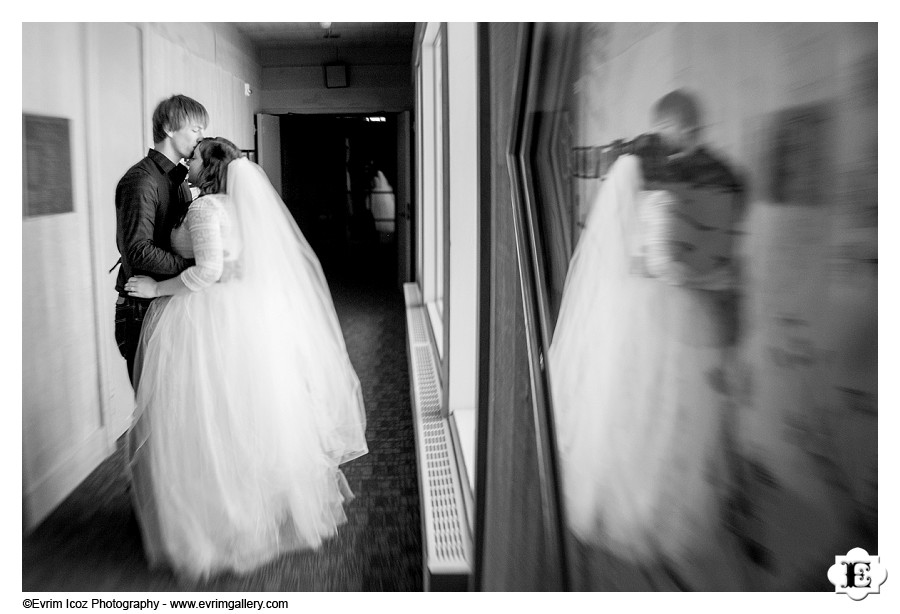 Winter Wedding at Timberline Lodge