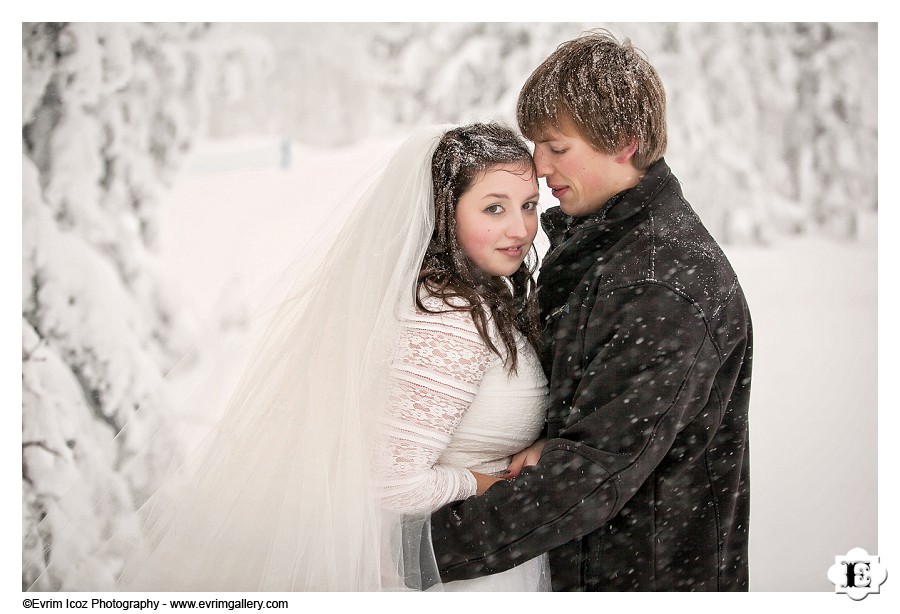 Winter Wedding at Timberline Lodge