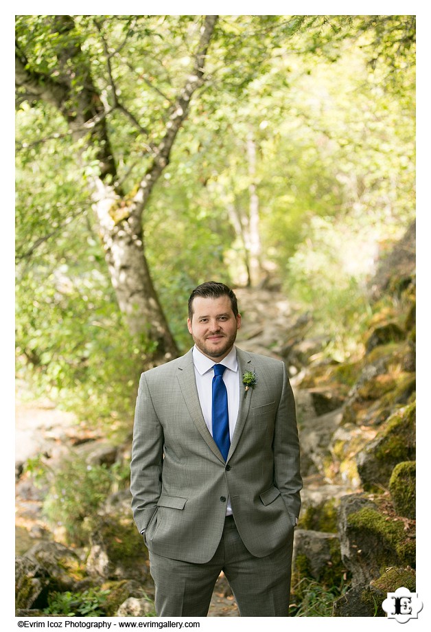 Barn Wedding at Washington White Salmon