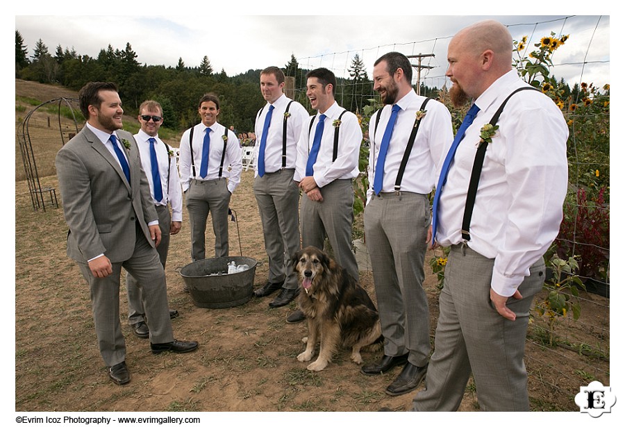 Barn Wedding at Washington White Salmon