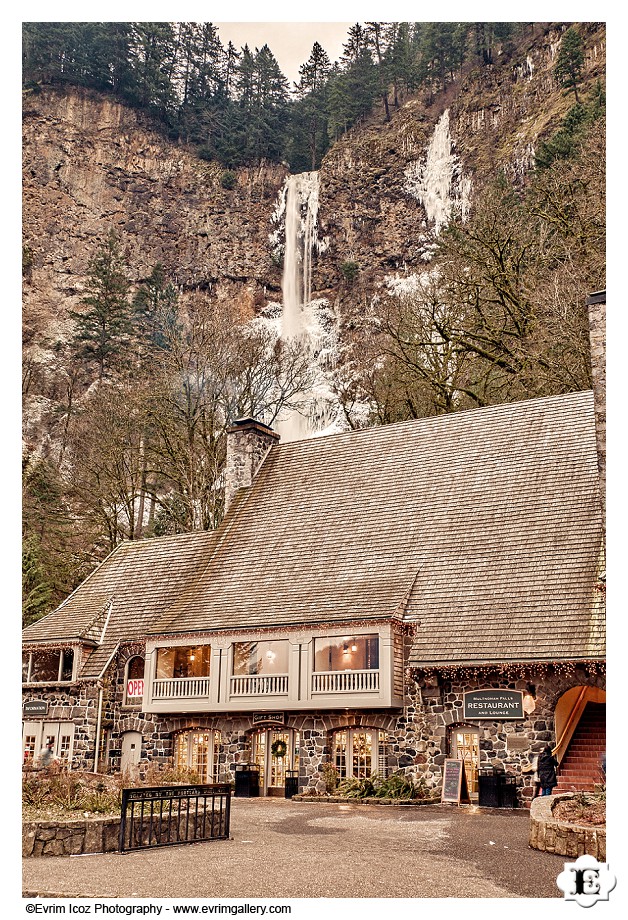 Winter Snow Frozen Multnomah Falls Oregon