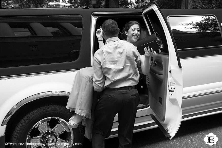 Portland Jewish Wedding at Portland Art Museum