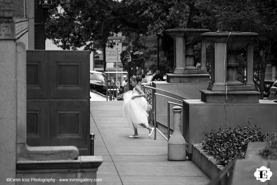 Portland Jewish Wedding at Portland Art Museum