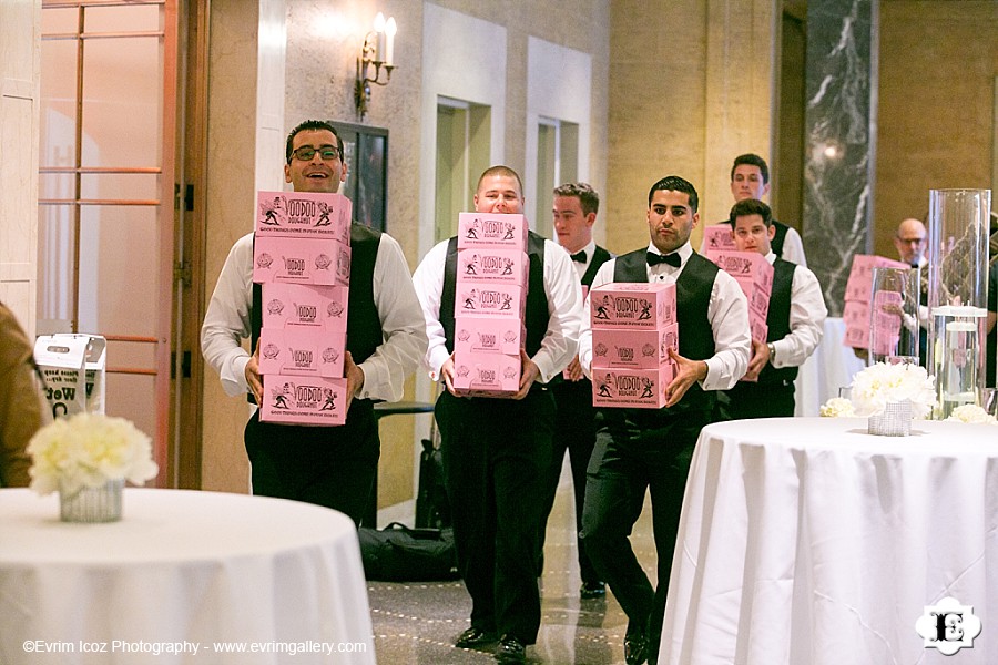 Portland Jewish Wedding at Portland Art Museum