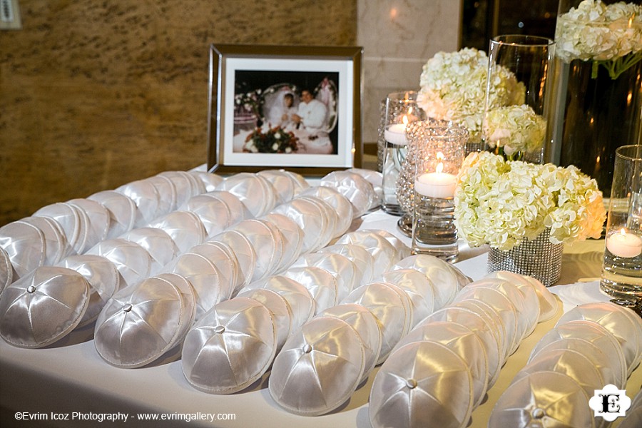 Portland Jewish Wedding at Portland Art Museum