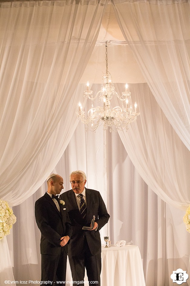 Portland Jewish Wedding at Portland Art Museum