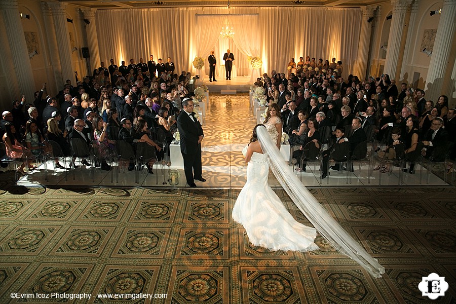 Portland Jewish Wedding at Portland Art Museum