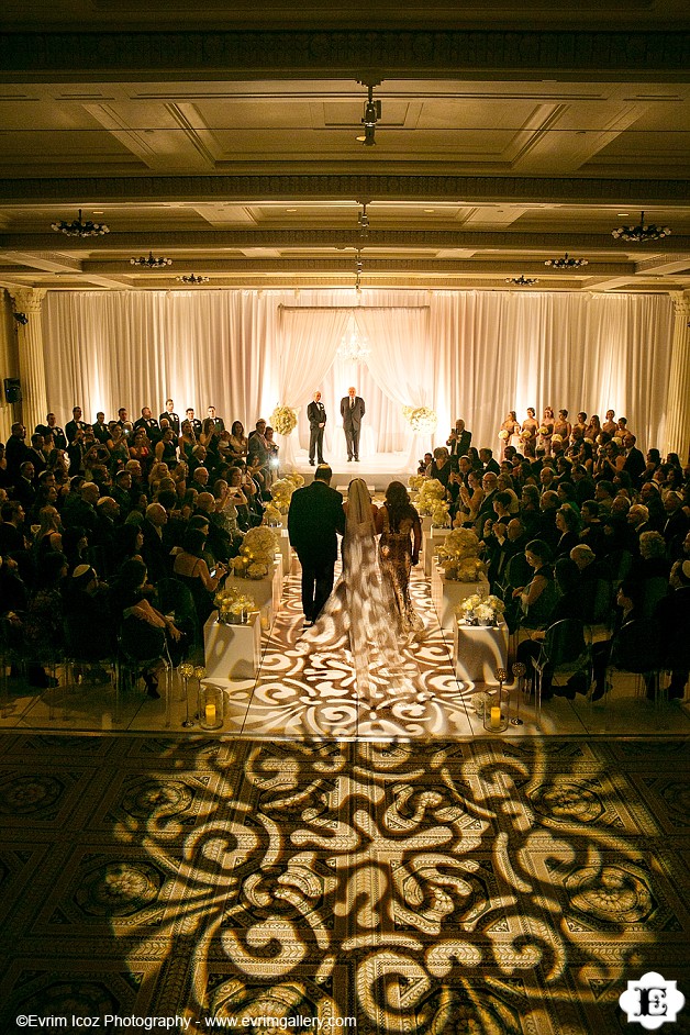 Portland Jewish Wedding at Portland Art Museum