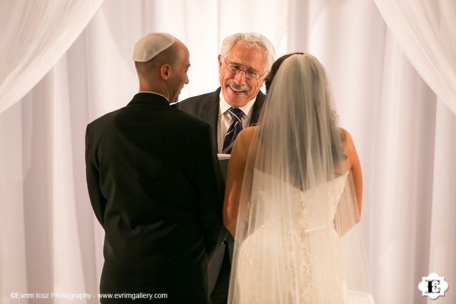 Portland Jewish Wedding at Portland Art Museum