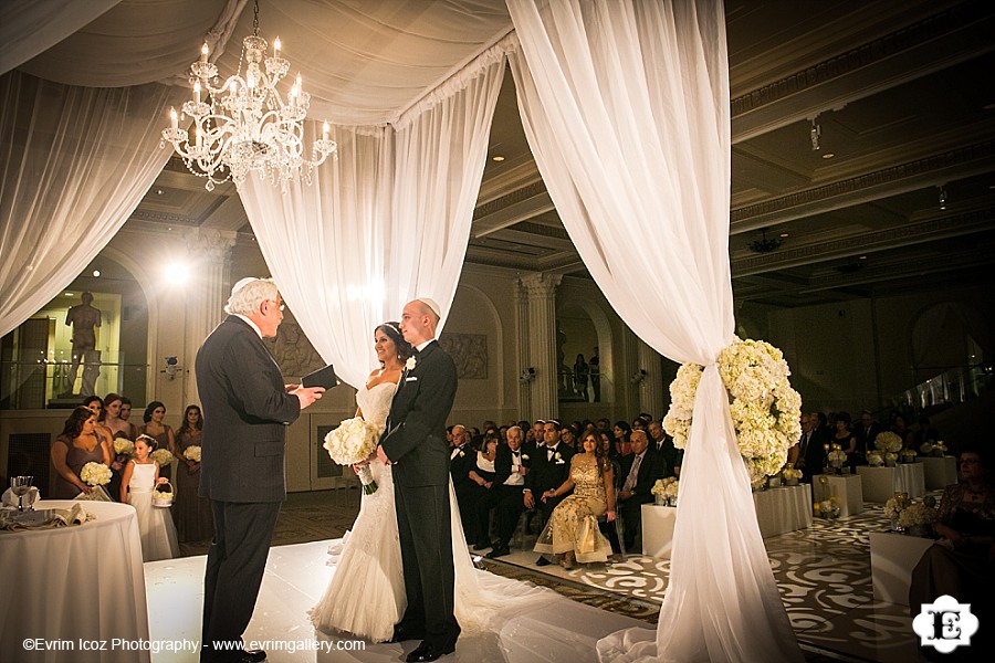 Portland Jewish Wedding at Portland Art Museum