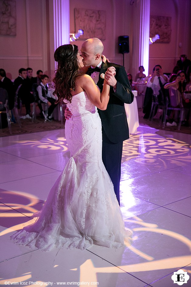 Portland Jewish Wedding at Portland Art Museum