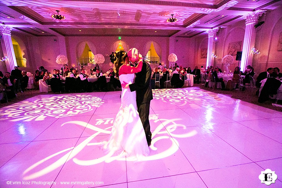 Portland Jewish Wedding at Portland Art Museum