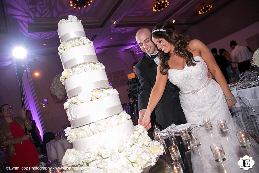 Portland Jewish Wedding at Portland Art Museum