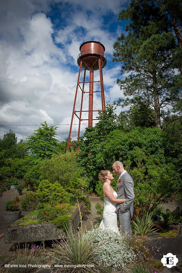 McMenamins Edgefield Administrator's House Wedding