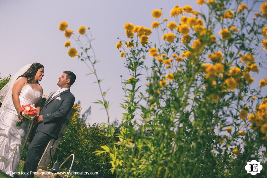 Mt. Hood Bed and Breakfast Rustic Wedding