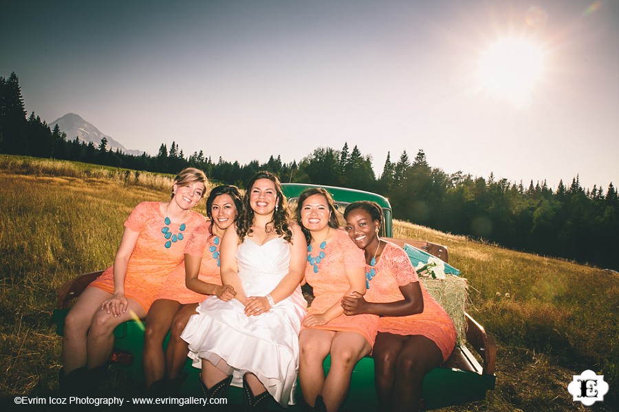 Mt. Hood Bed and Breakfast Rustic Wedding