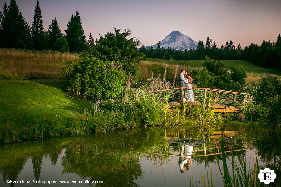 Mt. Hood Bed and Breakfast Rustic Wedding