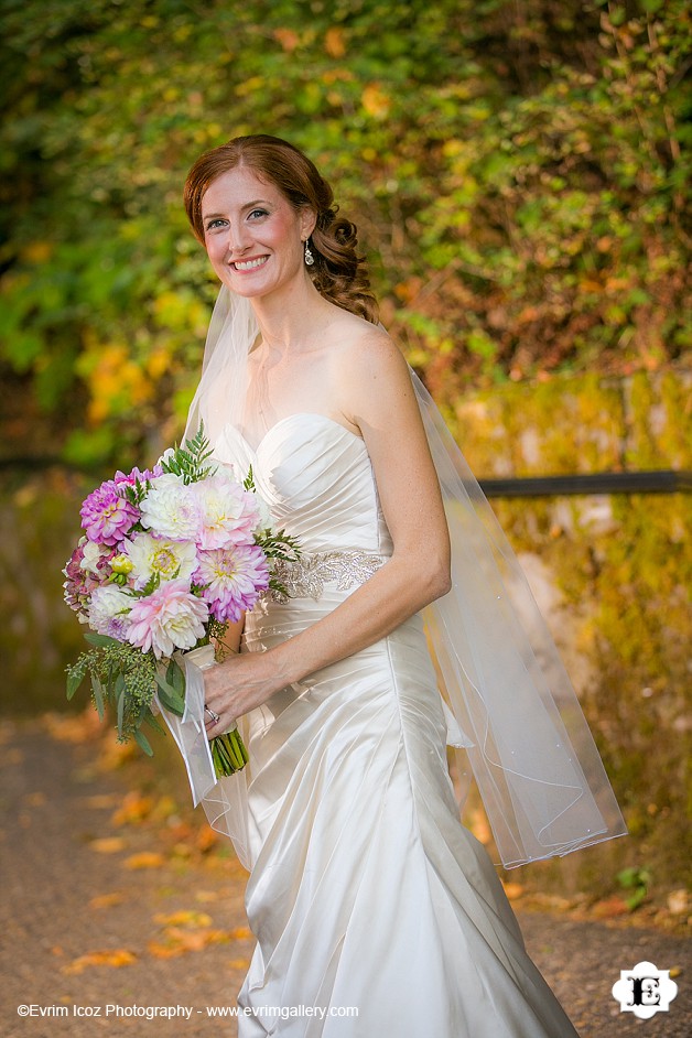 Multnomah Falls Lodge Wedding