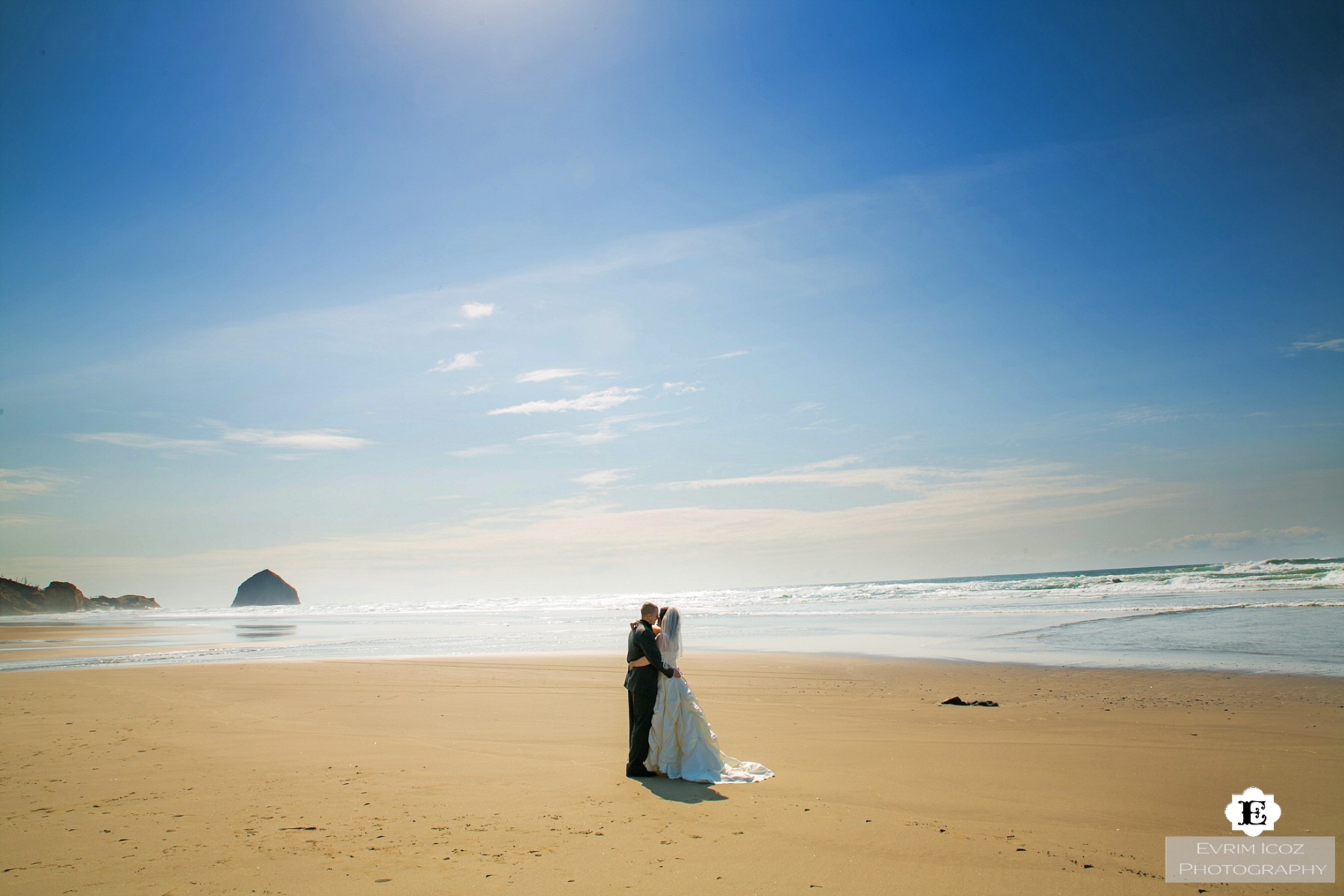 Pacific City Cape Kiwanda Oregon Beach Wedding