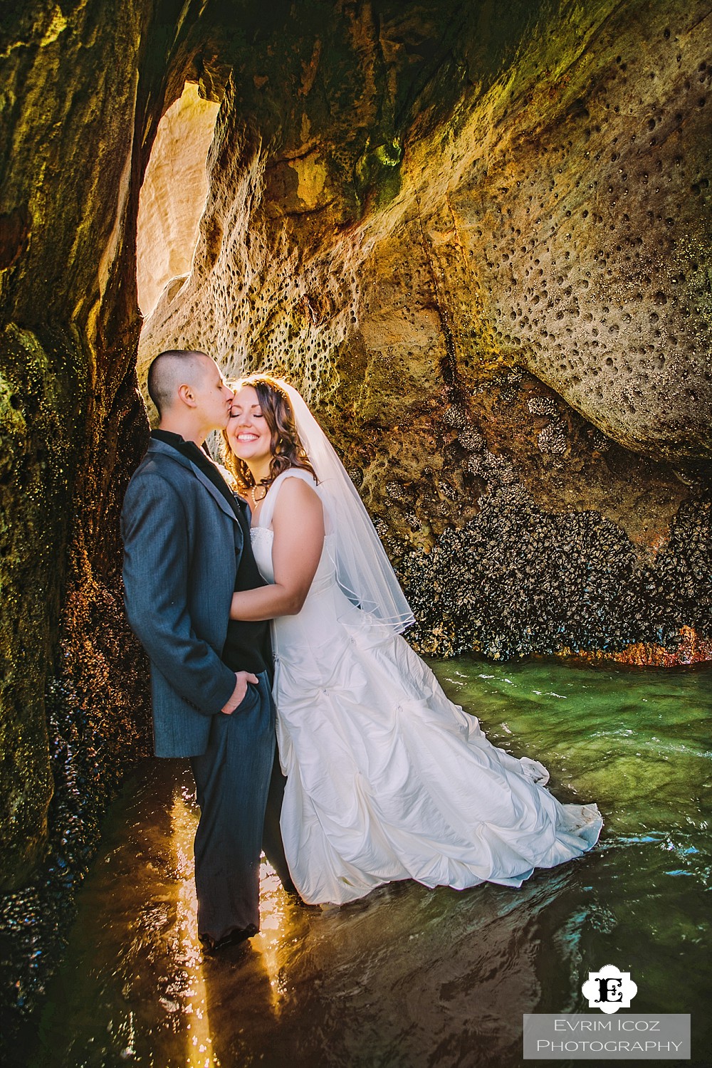 Pacific City Cape Kiwanda Oregon Beach Wedding