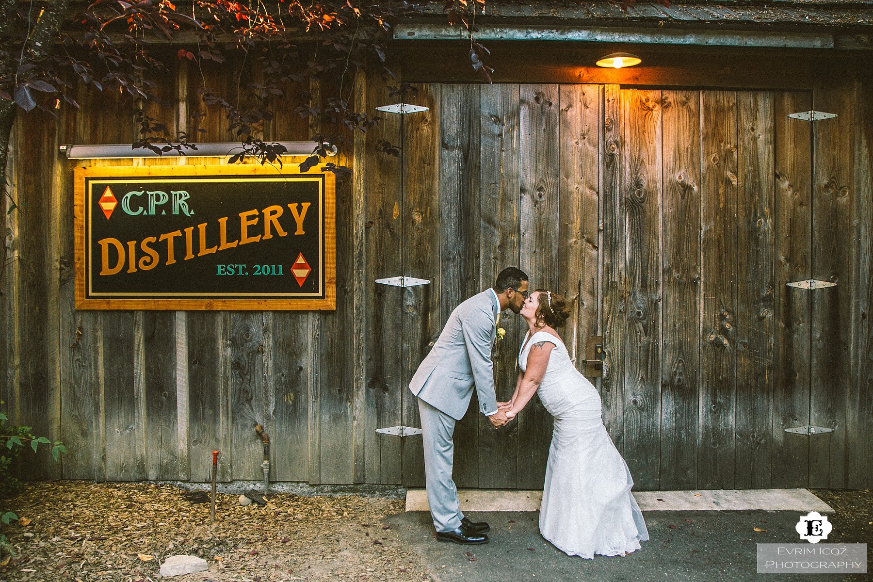 Cornelius Pass Roadhouse Wedding