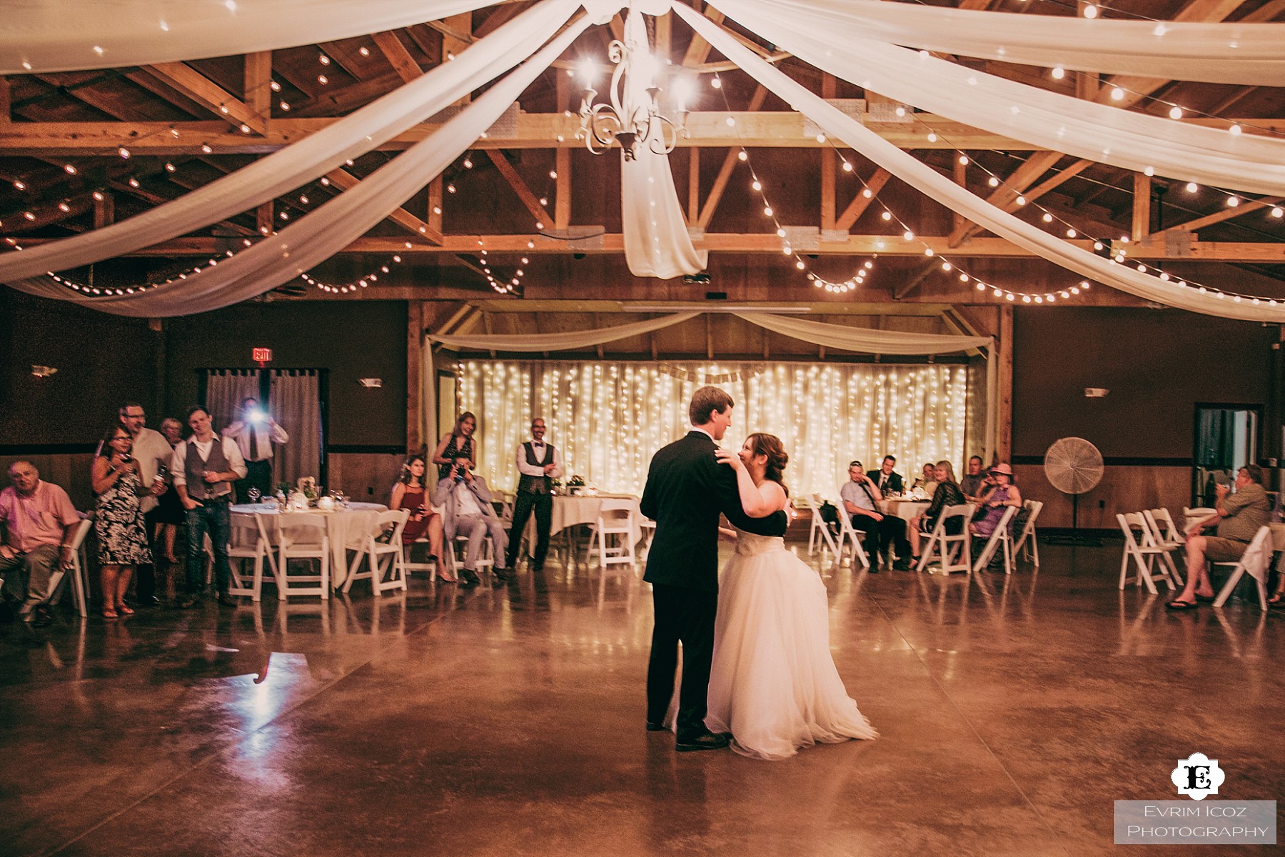 OakView Acres Wedding