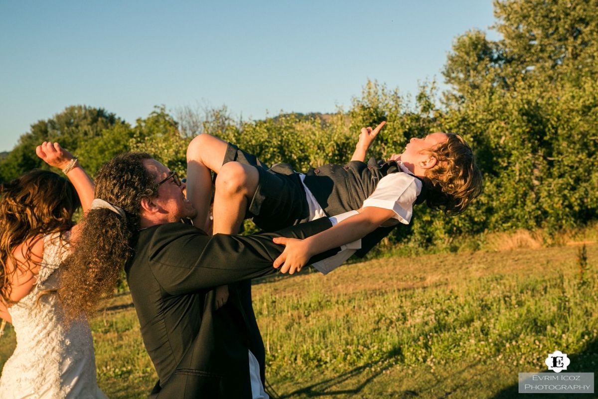 Hood River Wedding