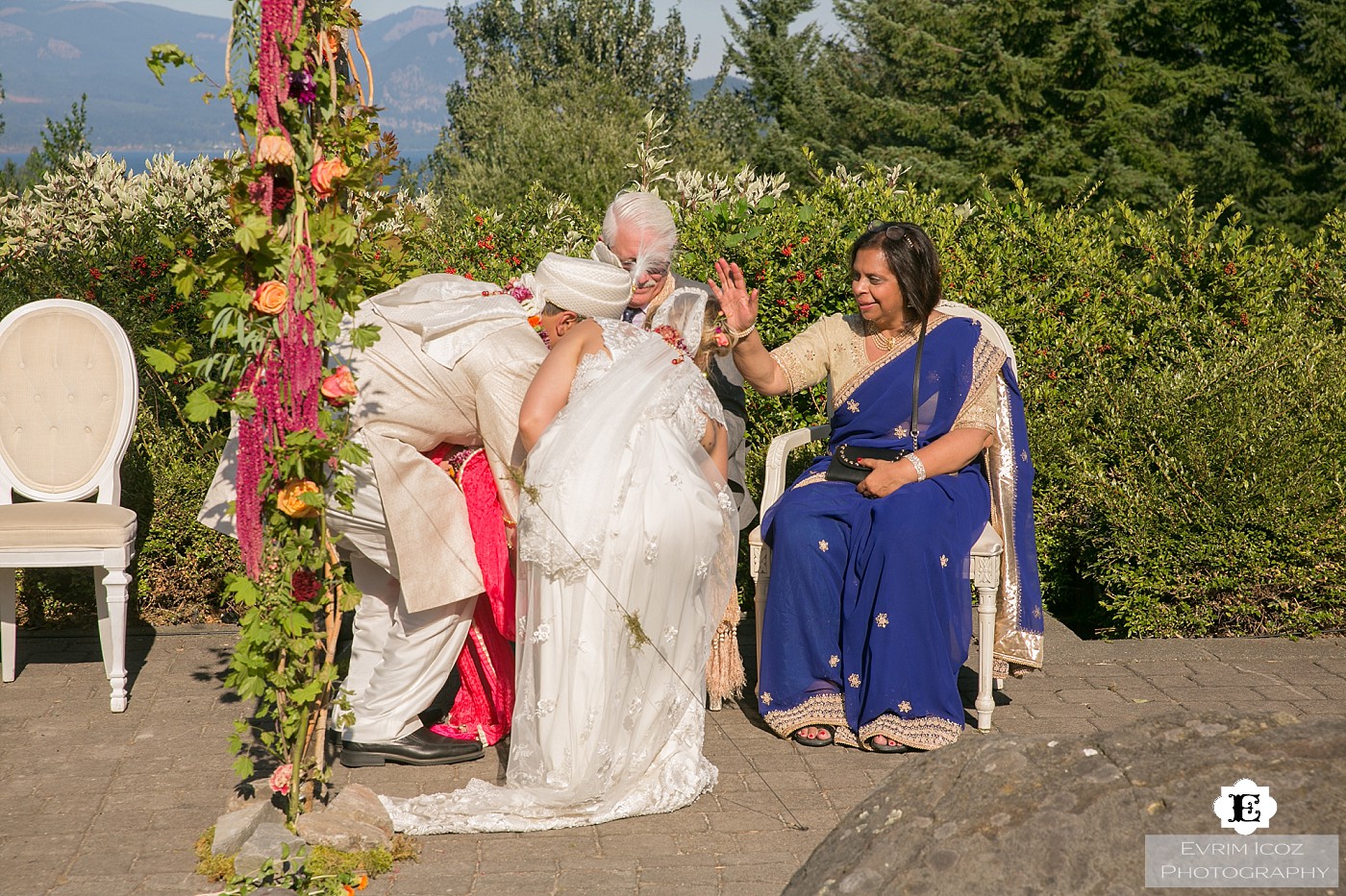 Indian Wedding at Skamania Lodge